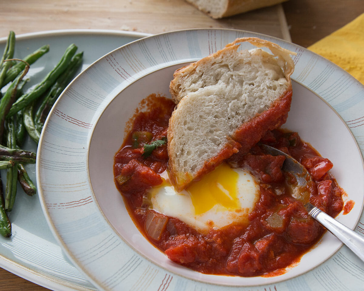 Shakshuka with Crusty Bread - Your Weekly Dinner Plan - TasteGuru.com
